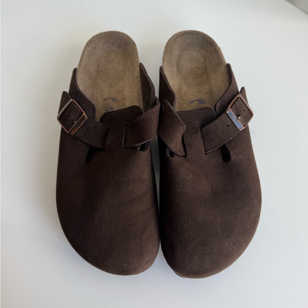 Birkenstock Boston Clogs: Mocha Suede Leather